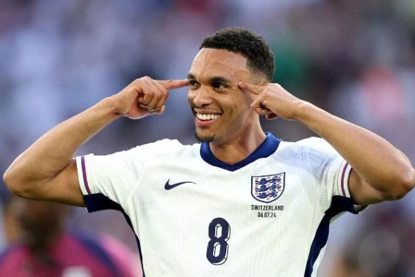 天载配资  记者：利物浦3月份就预料到皇马要商谈阿诺德提前加盟的问题